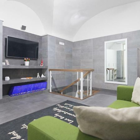Relais Nevel Ai Decumani Apartment Наполи Екстериор снимка