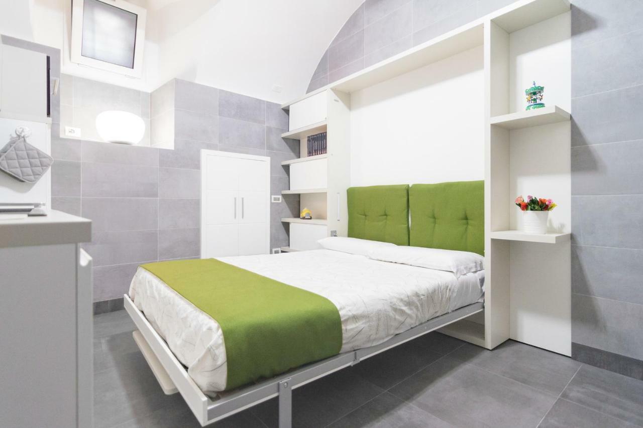 Relais Nevel Ai Decumani Apartment Наполи Екстериор снимка