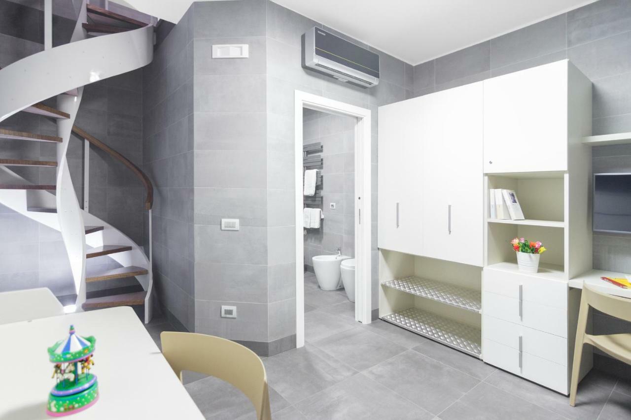 Relais Nevel Ai Decumani Apartment Наполи Екстериор снимка