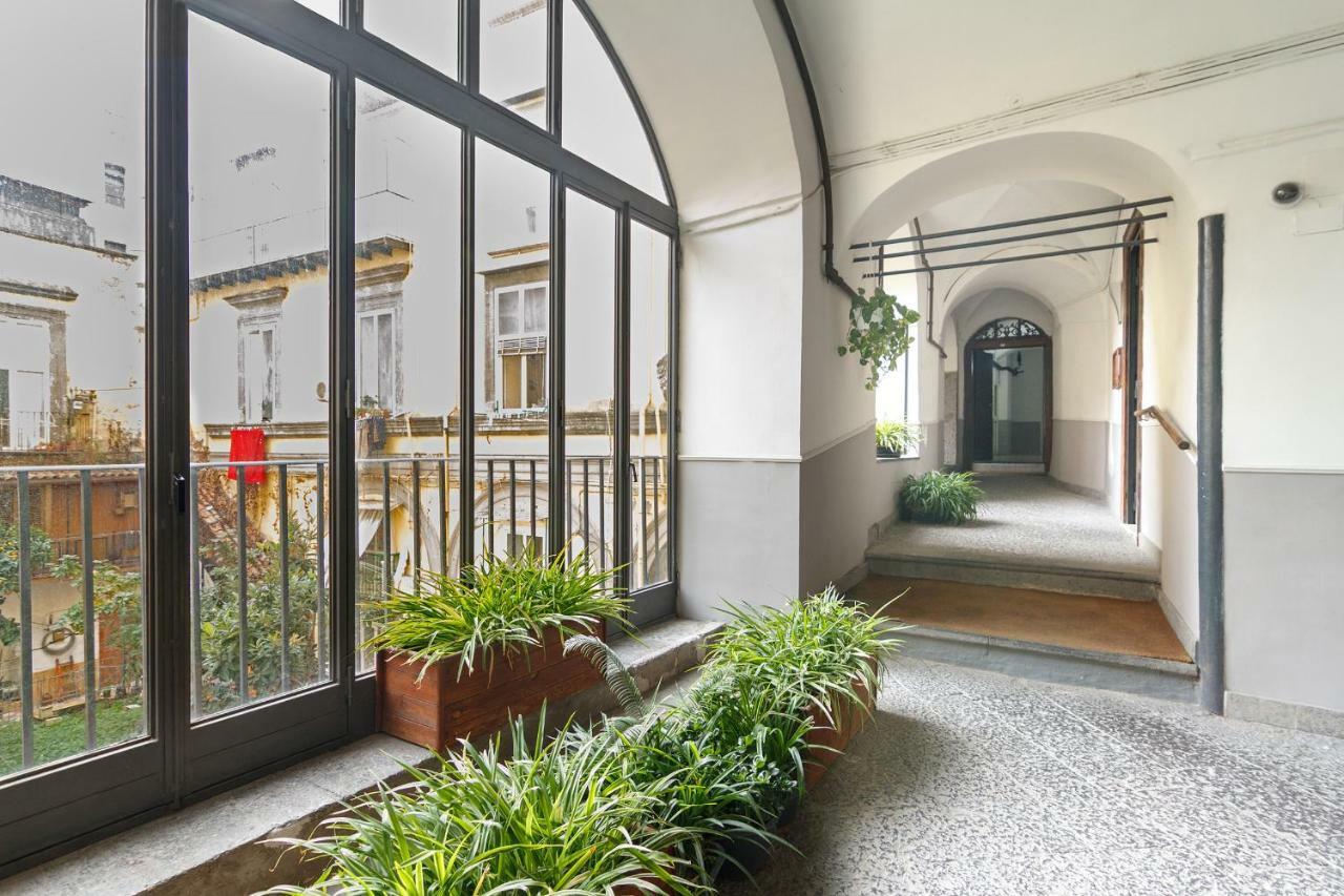 Relais Nevel Ai Decumani Apartment Наполи Екстериор снимка
